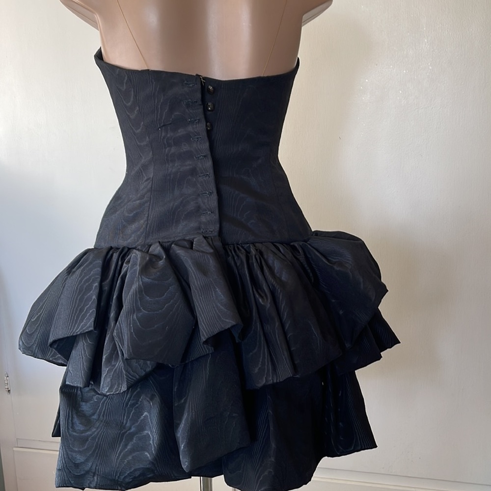 ENRIQUETA VERGARA Viña Del Mar - Chile, Gorgeous strapless black color Dress - Picture 5 of 16